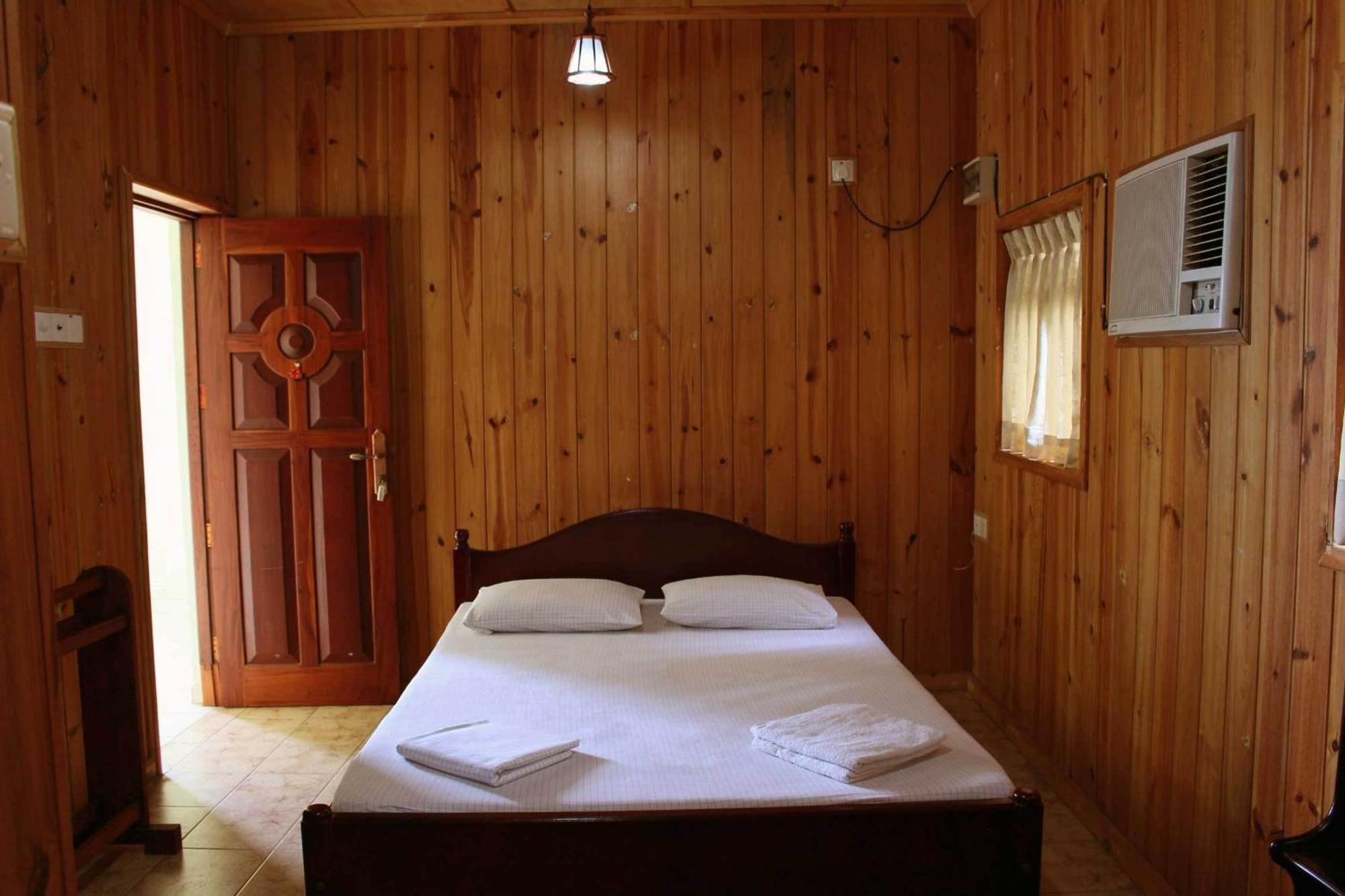 Green Land Guest House Pinnawala  Habitación foto